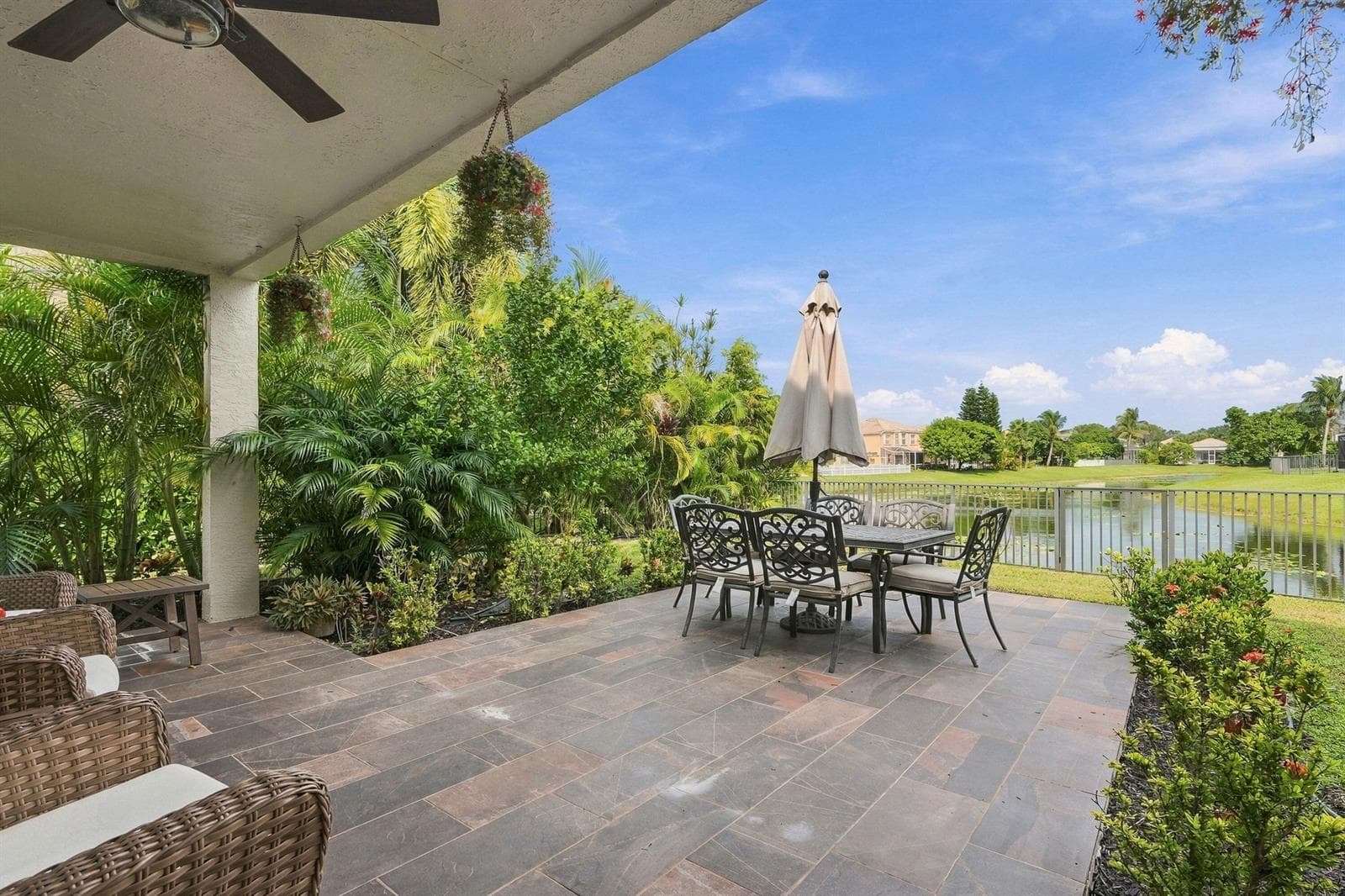 2755 MISTY OAKS Circle, Royal Palm Beach FL 33411 - Royal Palm Beach, FL - Photo 1