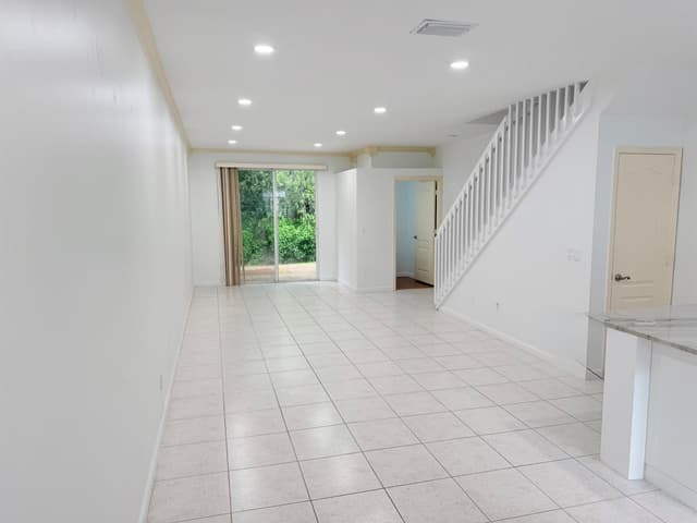 5738 NW 48TH Avenue, Coconut Creek FL 33073 - Coconut Creek, FL - Photo 3