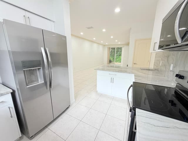 5738 NW 48TH Avenue, Coconut Creek FL 33073 - Coconut Creek, FL - Photo 5