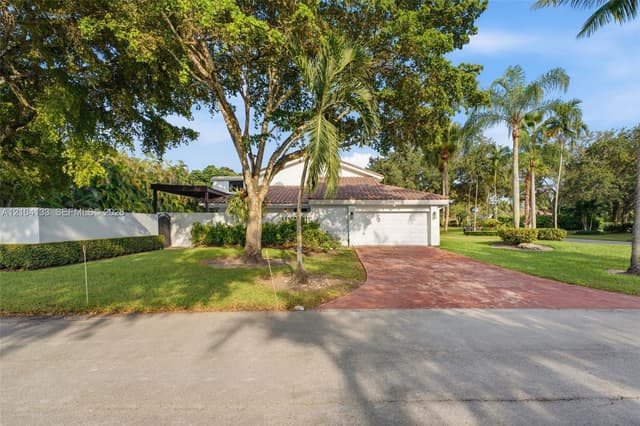 9361 SW 103rd St, Miami FL 33176 - Miami, FL - Photo 4