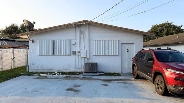2317 Hope St, Hollywood FL 33020 - Hollywood, FL - Photo 4