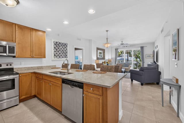 822 Bay Colony Drive S, Juno Beach FL 33408 - Juno Beach, FL - Photo 7