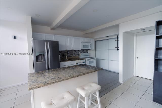 19200 NE 25th Ave # 322C, Miami FL 33180 - Miami, FL - Photo 5