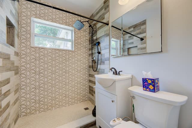 2633 NE 16TH Avenue, Pompano Beach FL 33064 - Pompano Beach, FL - Photo 4