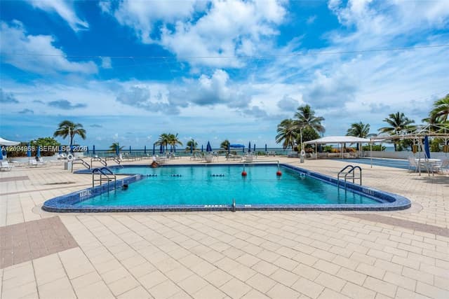 2030 S Ocean Dr Penthouse # 2204, Hallandale Beach FL 33009 - Hallandale Beach, FL - Photo 2