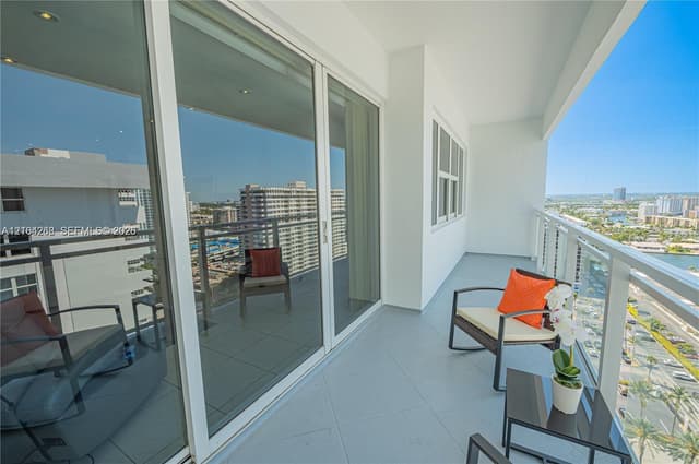 2030 S Ocean Dr Penthouse # 2204, Hallandale Beach FL 33009 - Hallandale Beach, FL - Photo 4