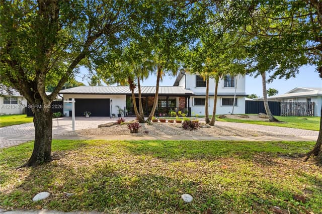 1121 SW 75th Ave, Plantation FL 33317 - Plantation, FL - Photo 2