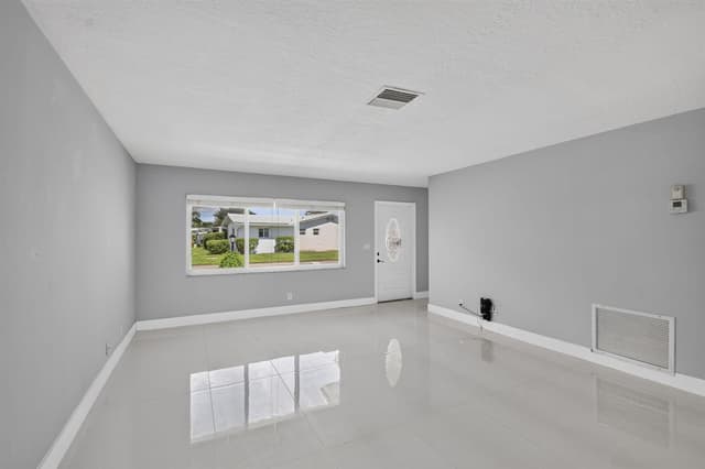 1404 SW 22nd Avenue, Boynton Beach FL 33426 - Boynton Beach, FL - Photo 7