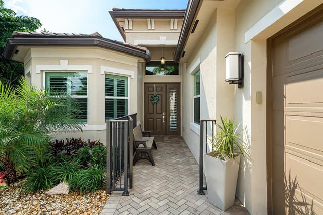 7834 Waterford Isles Lane, Delray Beach FL 33446 - Delray Beach, FL - Photo 4