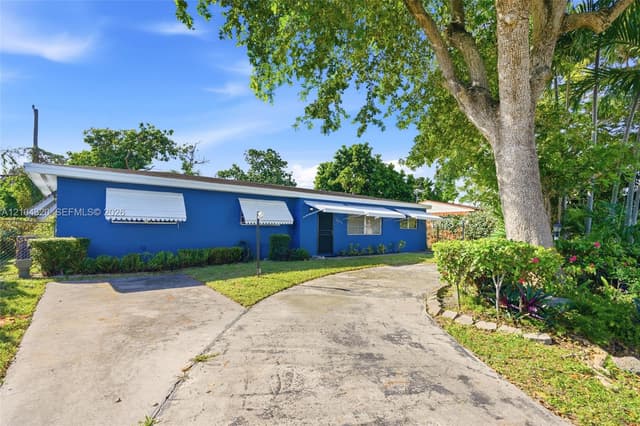 18210 NW 5th Ave, Miami Gardens FL 33169 - Miami Gardens, FL - Photo 3