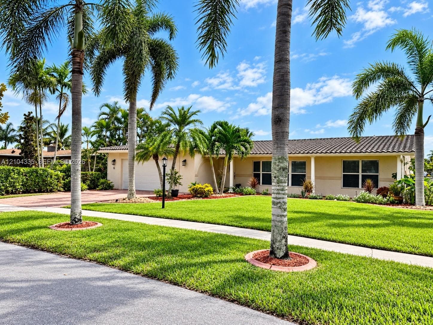11031 NW 22nd St, Pembroke Pines FL 33026 - Pembroke Pines, FL - Photo 1