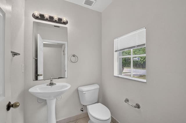 4102 Emerald Vista # 4102, Lake Worth FL 33461 - Lake Worth, FL - Photo 7