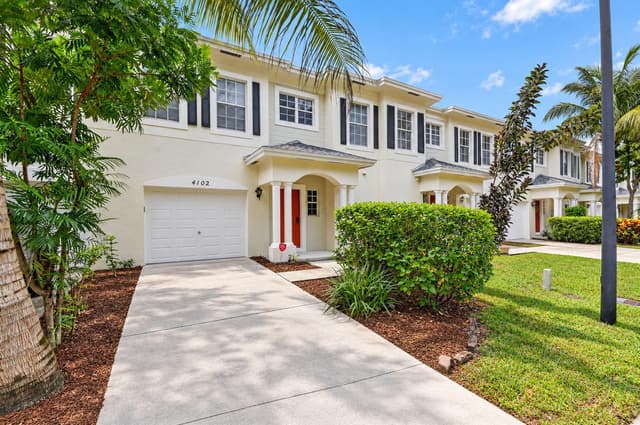 4102 Emerald Vista # 4102, Lake Worth FL 33461 - Lake Worth, FL - Photo 3