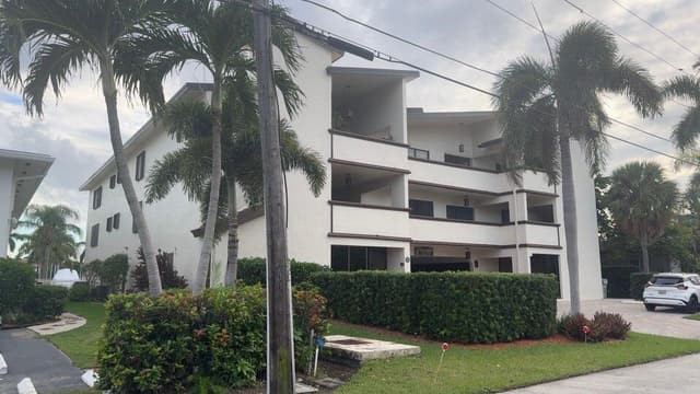 3208 SE 12th Street # 301, Pompano Beach FL 33062 - Pompano Beach, FL - Photo 7