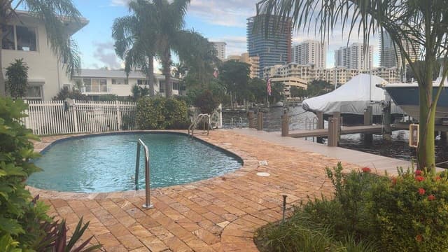 3208 SE 12th Street # 301, Pompano Beach FL 33062 - Pompano Beach, FL - Photo 4