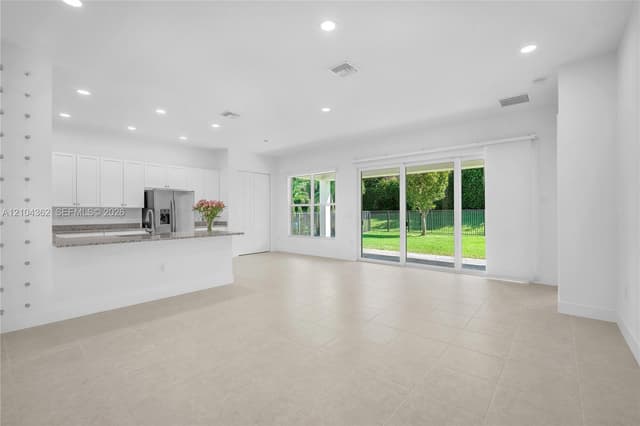 15210 Seaglass Terrace Ln, Delray Beach FL 33446 - Delray Beach, FL - Photo 2