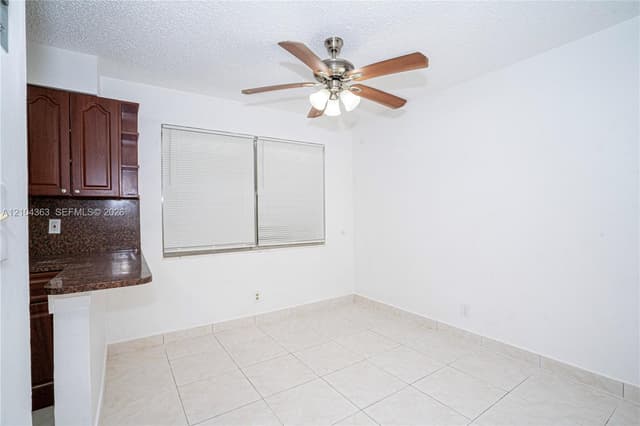 5270 SW 90th Way, Cooper City FL 33328 - Cooper City, FL - Photo 6