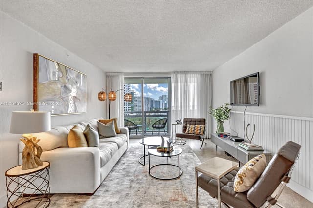 1500 Bay Rd # 830S, Miami Beach FL 33139 - Miami Beach, FL - Photo 2