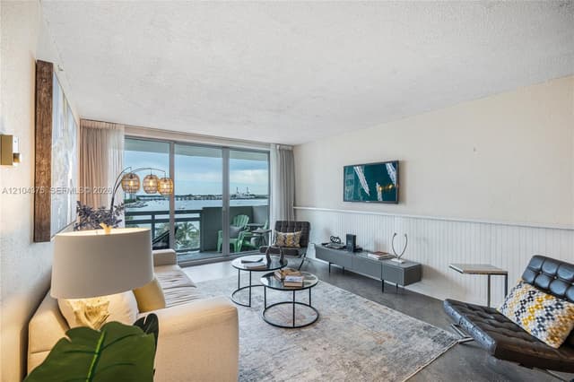 1500 Bay Rd # 830S, Miami Beach FL 33139 - Miami Beach, FL - Photo 5