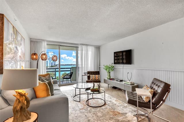 1500 Bay Rd # 830S, Miami Beach FL 33139 - Miami Beach, FL - Photo 4