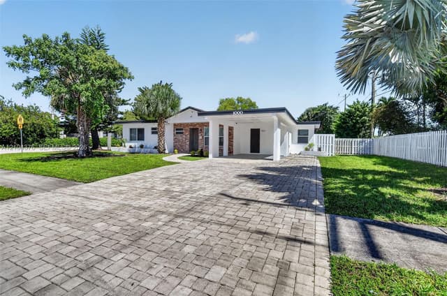 1000 SE 2nd Ave, Deerfield Beach FL 33441 - Deerfield Beach, FL - Photo 4
