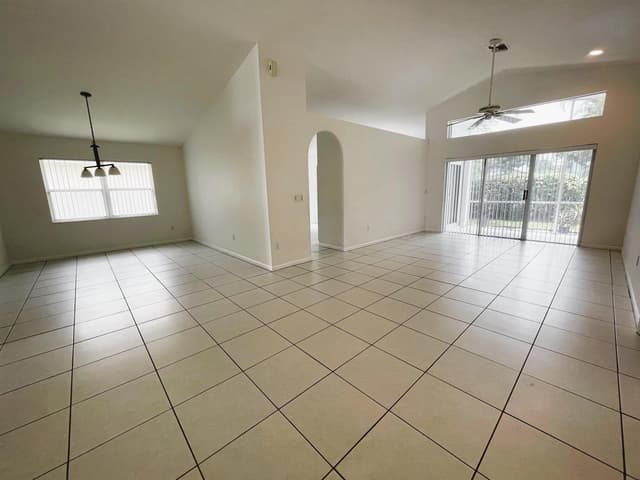 22875 BARRISTER Drive, Boca Raton FL 33433 - Boca Raton, FL - Photo 6
