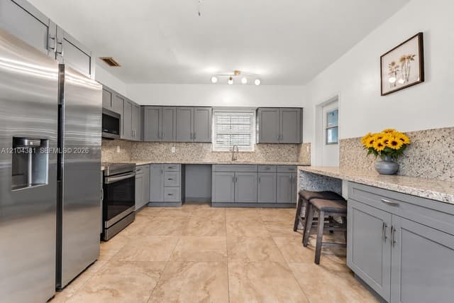550 NW 107th St, Miami FL 33168 - Miami, FL - Photo 2