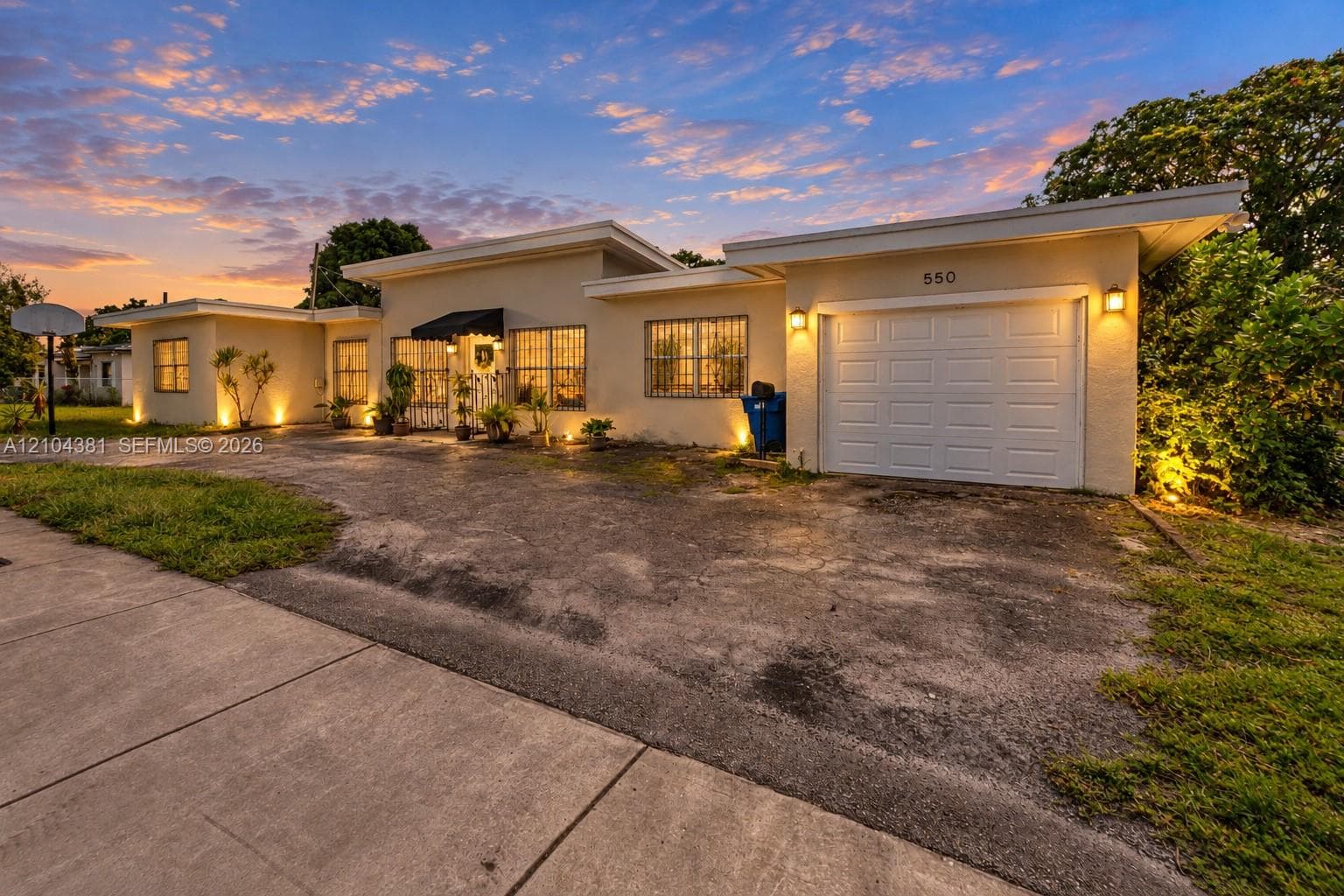 550 NW 107th St, Miami FL 33168 - Miami, FL - Photo 1