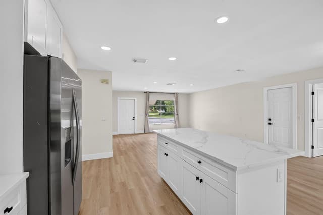 8213 ROSE MARIE Avenue W, Boynton Beach FL 33472 - Boynton Beach, FL - Photo 3
