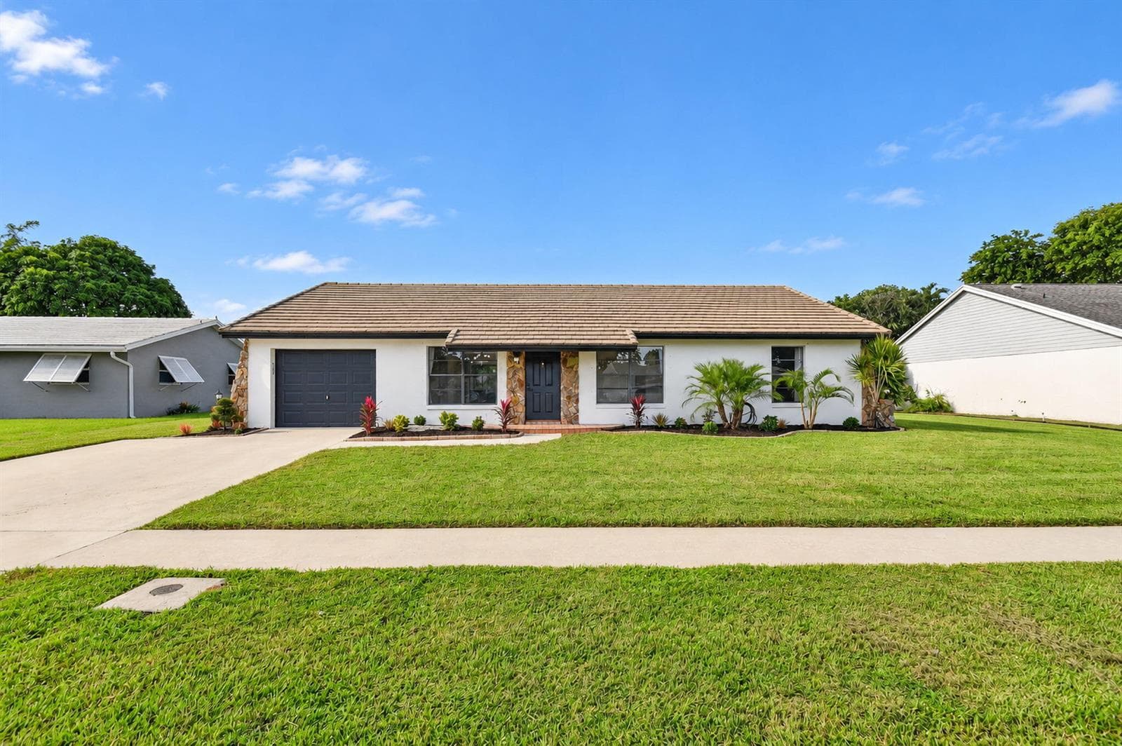 8213 ROSE MARIE Avenue W, Boynton Beach FL 33472 - Boynton Beach, FL - Photo 1