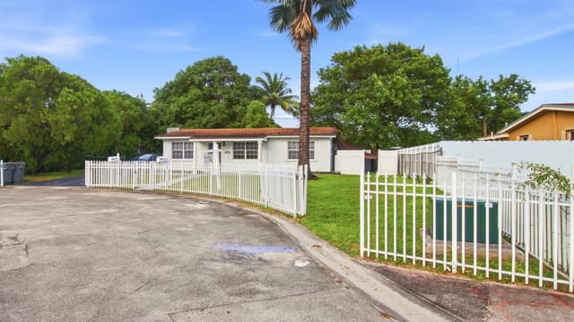 3907 SW 59TH Avenue # 1, West Park FL 33023 - West Park, FL - Photo 5