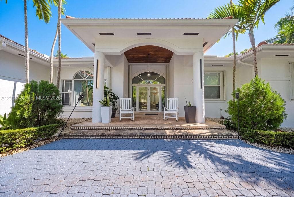 5750 SW 67th Ave, Miami FL 33143 - Miami, FL - Photo 1