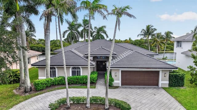 17558 SW 13th St, Pembroke Pines FL 33029 - Pembroke Pines, FL - Photo 2
