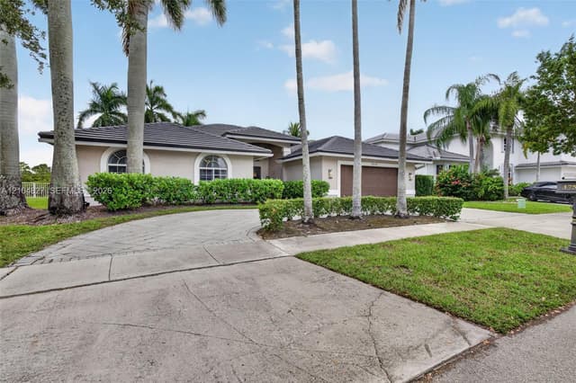 17558 SW 13th St, Pembroke Pines FL 33029 - Pembroke Pines, FL - Photo 6