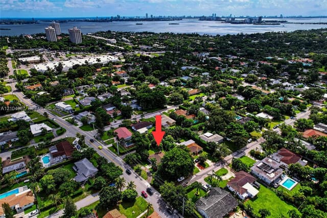 1020 NE 107th St, Miami Shores FL 33161 - Miami Shores, FL - Photo 6