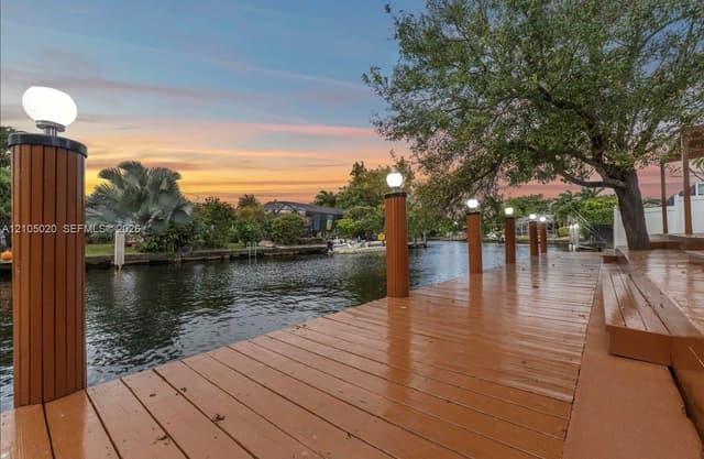 1910 NW 36th St, Oakland Park FL 33309 - Oakland Park, FL - Photo 6