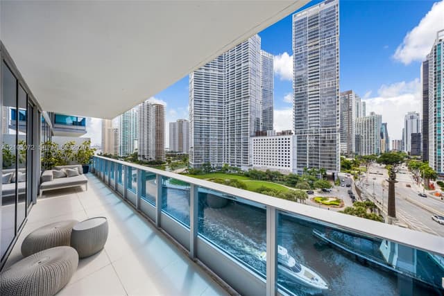 200 Biscayne Boulevard Way # 904, Miami FL 33131 - Miami, FL - Photo 2