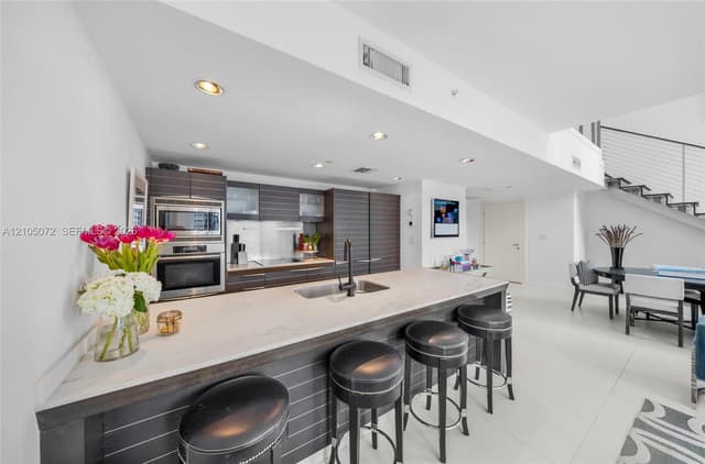 200 Biscayne Boulevard Way # 904, Miami FL 33131 - Miami, FL - Photo 4