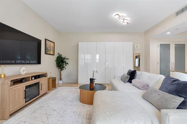 20000 E Country Club Dr # 401, Aventura FL 33180 - Aventura, FL - Photo 6