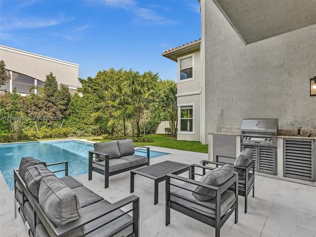 3539 Forest View Cir, Dania Beach FL 33312 - Dania Beach, FL - Photo 6