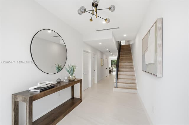 2800 SW 38th Ct # 2, Miami FL 33134 - Miami, FL - Photo 4