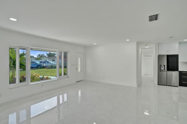 8351 NW 19TH Street, Pembroke Pines FL 33024 - Pembroke Pines, FL - Photo 5