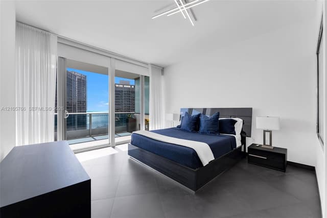 200 Biscayne Boulevard Way # 4408, Miami FL 33131 - Miami, FL - Photo 5