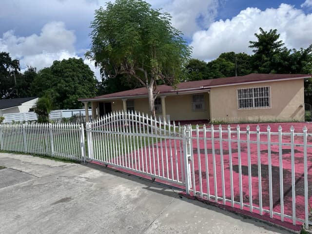 9229 NW 33RD AVE Road, Miami FL 33147 - Miami, FL - Photo 2