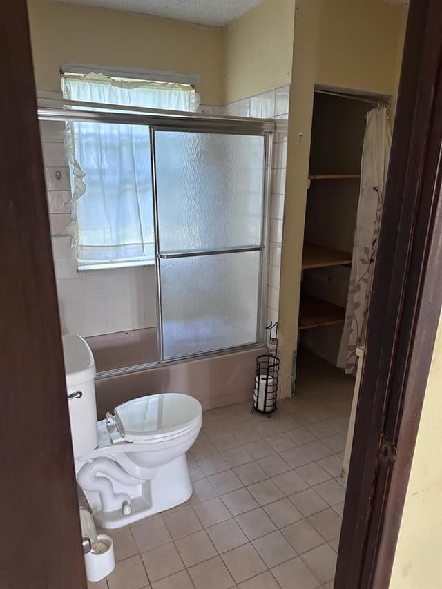 9229 NW 33RD AVE Road, Miami FL 33147 - Miami, FL - Photo 6