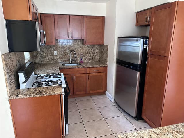 9229 NW 33RD AVE Road, Miami FL 33147 - Miami, FL - Photo 3