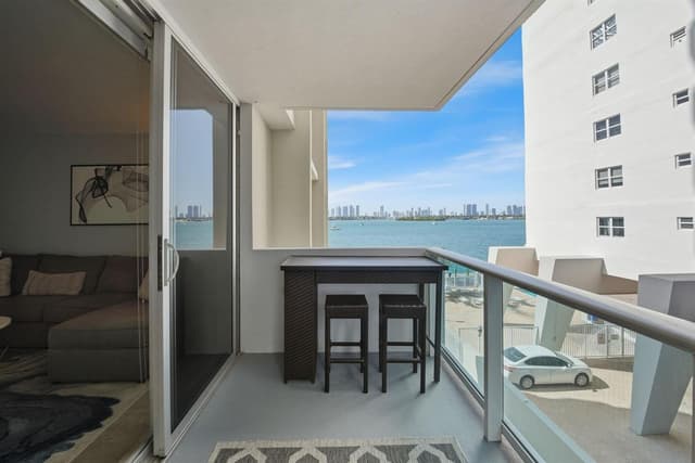 1200 West Avenue # 324, Miami Beach FL 33139 - Miami Beach, FL - Photo 3