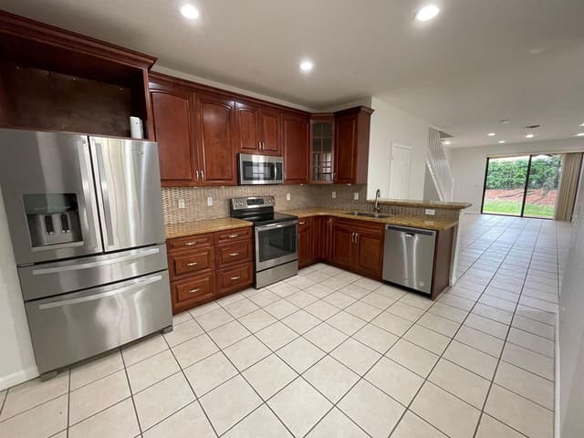 4158 FOREST Drive, Weston FL 33332 - Weston, FL - Photo 3