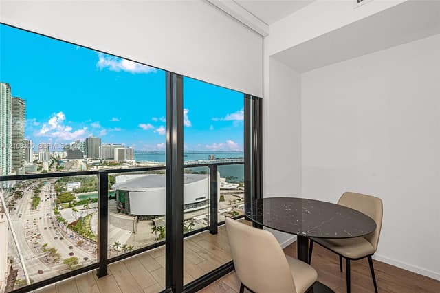 398 NE 5th St # 2005, Miami FL 33132 - Miami, FL - Photo 6