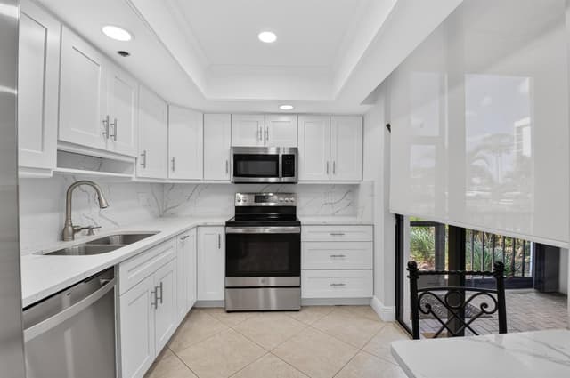 7786 Lakeside Boulevard # 614, Boca Raton FL 33434 - Boca Raton, FL - Photo 2